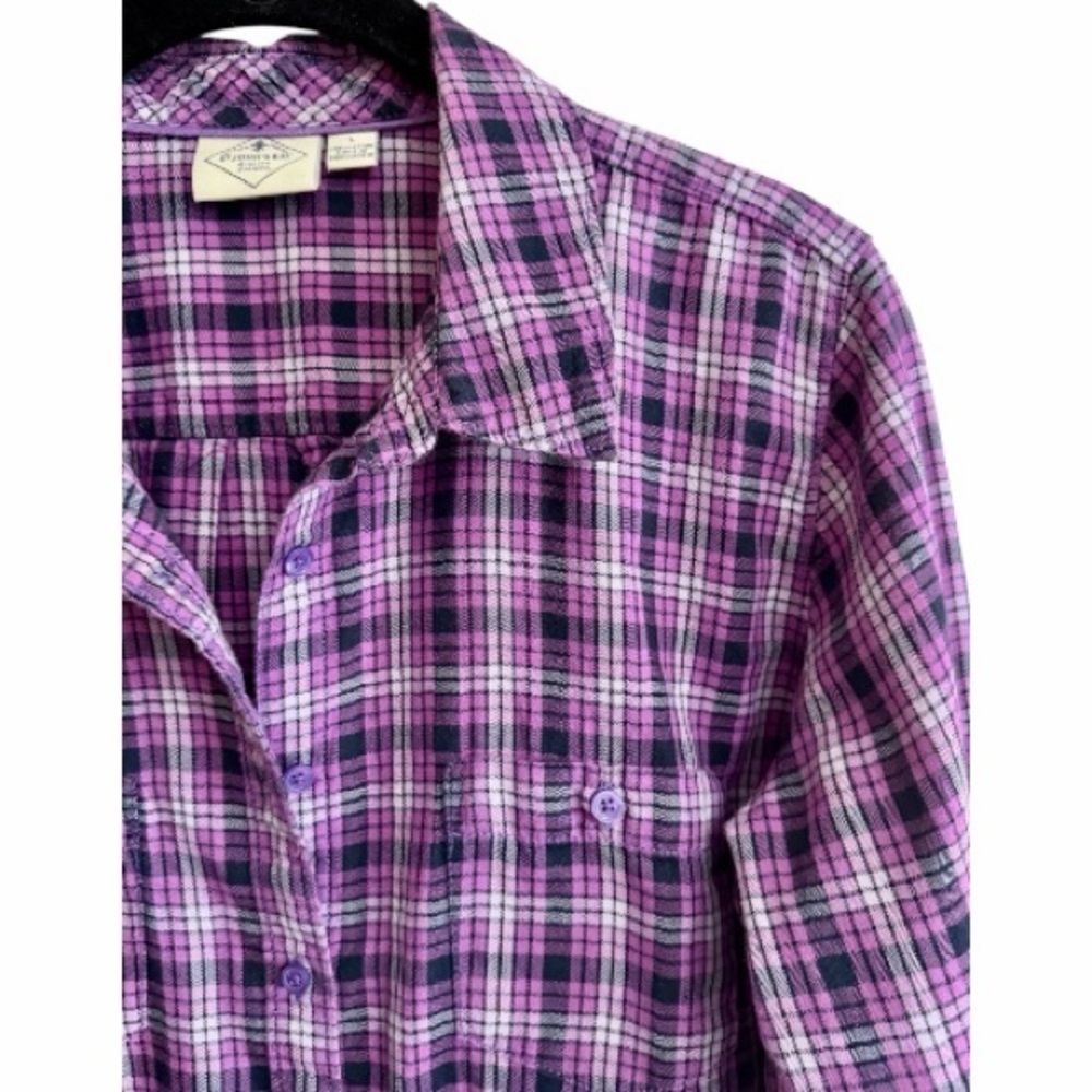 ST JOHN’S BAY, WOMENS LONG SLEEVE, BUTTON-DOWN SHIRT IN PURPLE PLAID. SIZE L - Picture 4 of 8